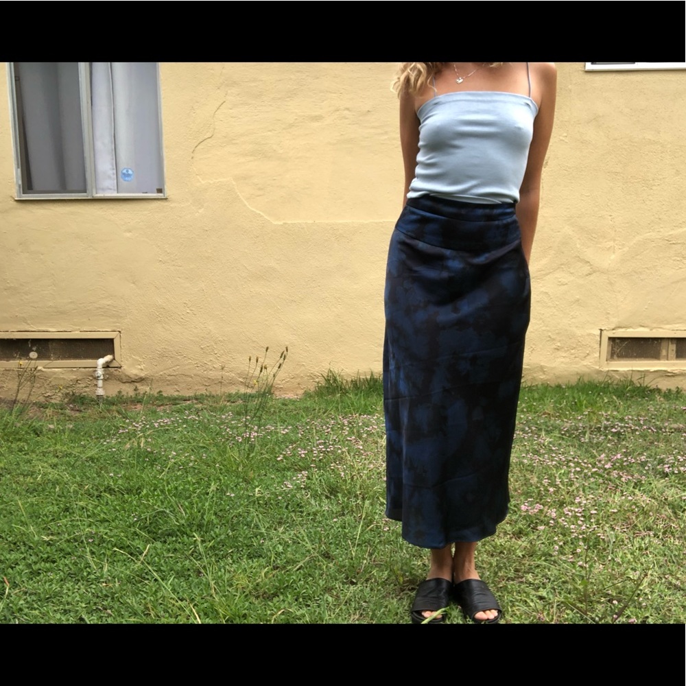 Free People MIDI Skirt. Worn once.